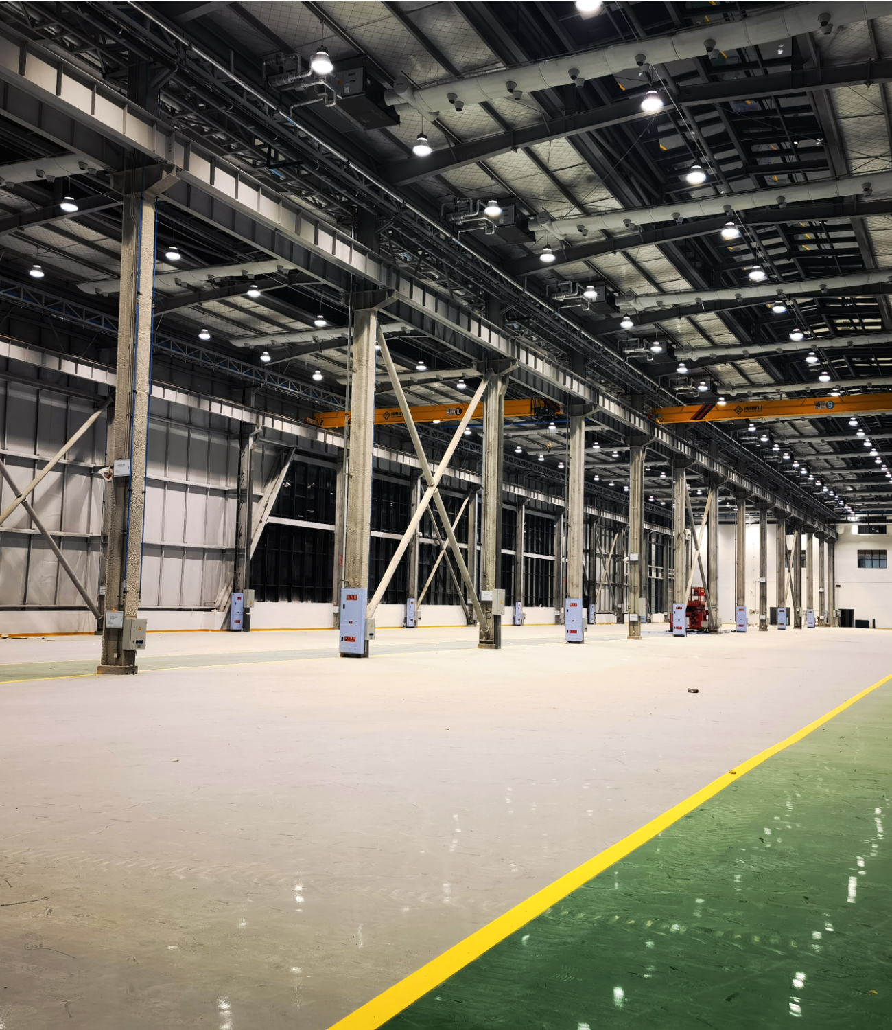 20,000 m² Factory: Smart Lighting Control for 1,200 Lamps